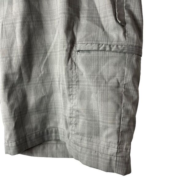 Greg Norman Gray and White Plaid Shorts Stretchy Shorts with Pockets waist 38 - Picture 4 of 12